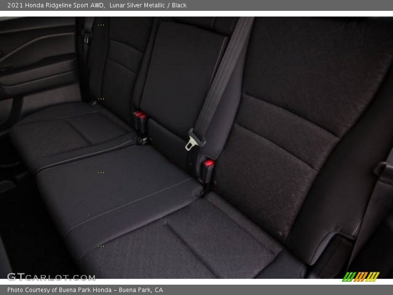 Lunar Silver Metallic / Black 2021 Honda Ridgeline Sport AWD