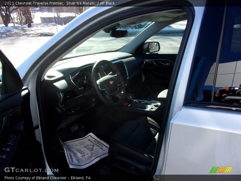 Silver Ice Metallic / Jet Black 2021 Chevrolet Traverse Premier
