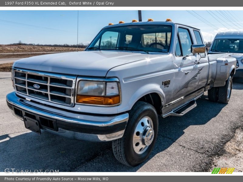 Front 3/4 View of 1997 F350 XL Extended Cab