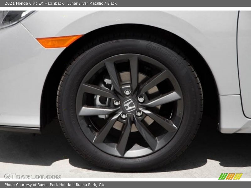 Lunar Silver Metallic / Black 2021 Honda Civic EX Hatchback