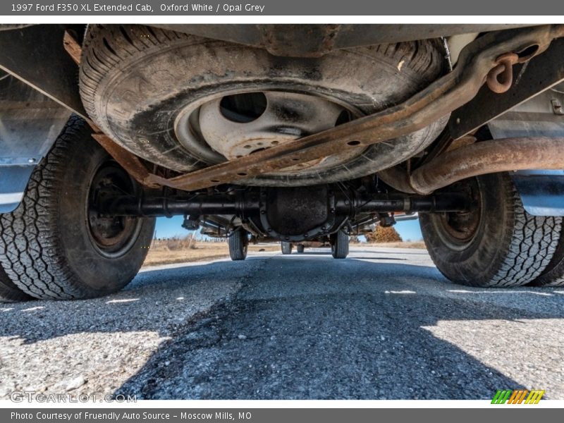 Oxford White / Opal Grey 1997 Ford F350 XL Extended Cab