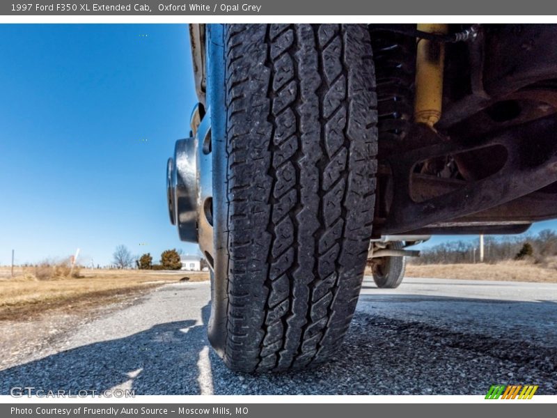 Oxford White / Opal Grey 1997 Ford F350 XL Extended Cab