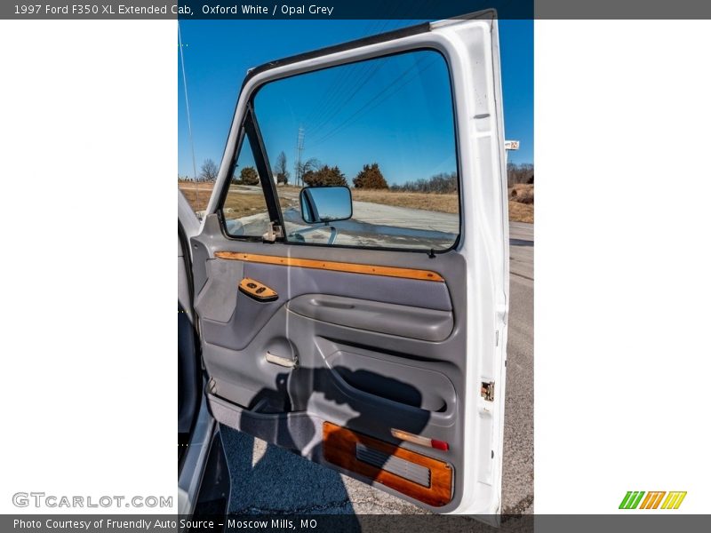 Oxford White / Opal Grey 1997 Ford F350 XL Extended Cab