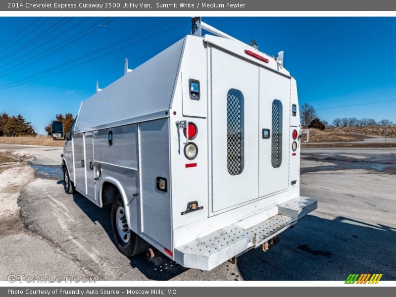 Summit White / Medium Pewter 2014 Chevrolet Express Cutaway 3500 Utility Van