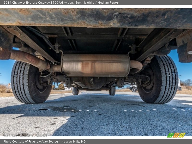 Summit White / Medium Pewter 2014 Chevrolet Express Cutaway 3500 Utility Van