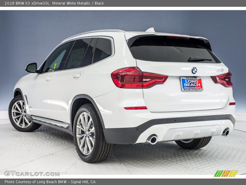 Mineral White Metallic / Black 2018 BMW X3 xDrive30i