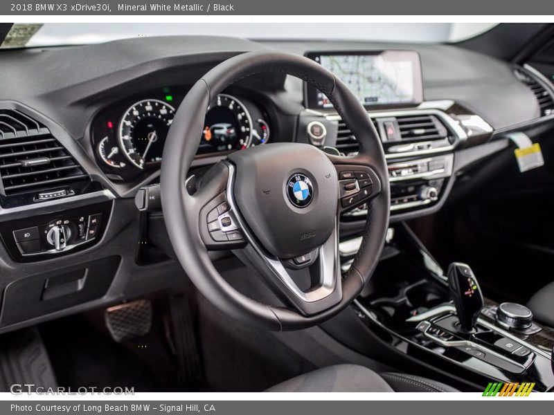 Mineral White Metallic / Black 2018 BMW X3 xDrive30i