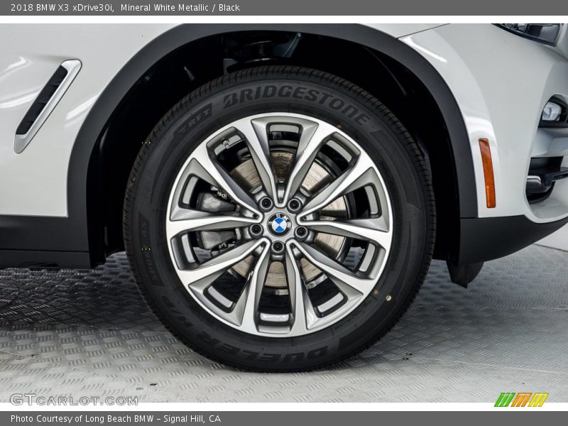 Mineral White Metallic / Black 2018 BMW X3 xDrive30i