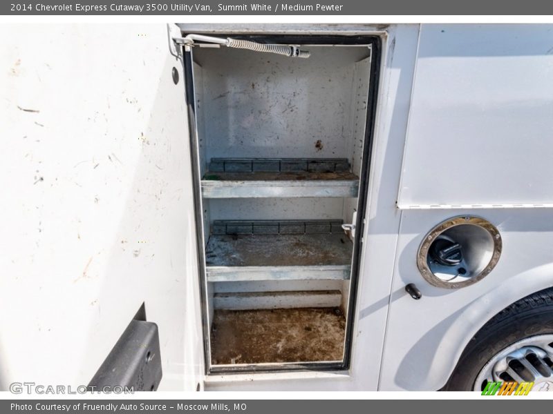 Summit White / Medium Pewter 2014 Chevrolet Express Cutaway 3500 Utility Van
