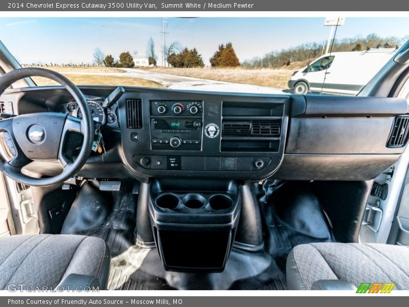 Summit White / Medium Pewter 2014 Chevrolet Express Cutaway 3500 Utility Van