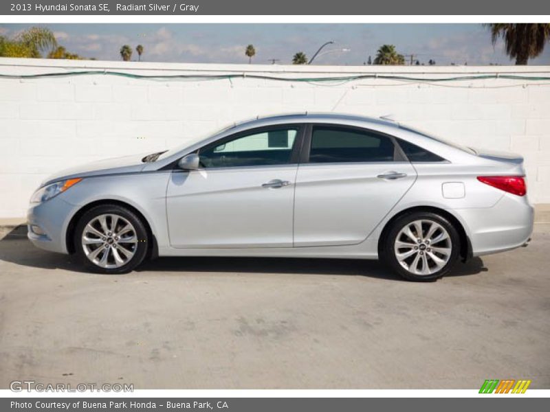 Radiant Silver / Gray 2013 Hyundai Sonata SE