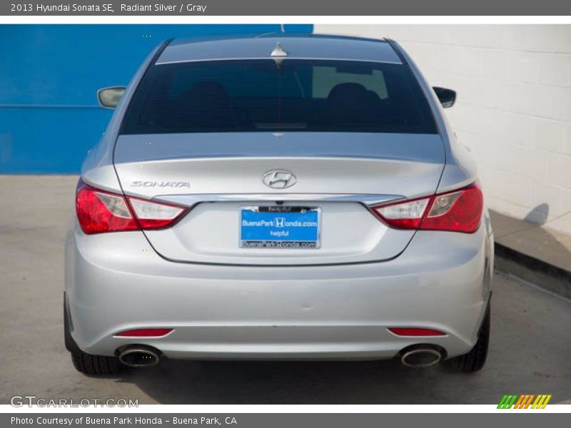 Radiant Silver / Gray 2013 Hyundai Sonata SE