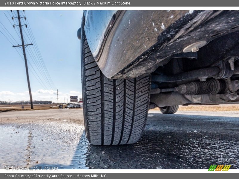 Black / Medium Light Stone 2010 Ford Crown Victoria Police Interceptor