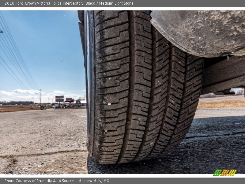 Black / Medium Light Stone 2010 Ford Crown Victoria Police Interceptor