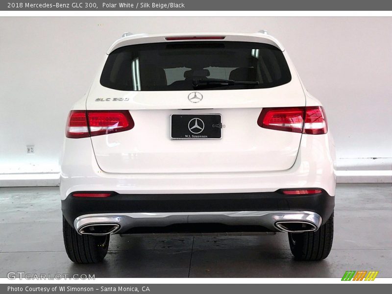 Polar White / Silk Beige/Black 2018 Mercedes-Benz GLC 300