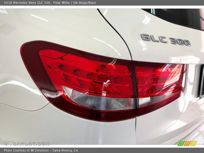 Polar White / Silk Beige/Black 2018 Mercedes-Benz GLC 300