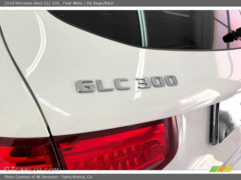 Polar White / Silk Beige/Black 2018 Mercedes-Benz GLC 300