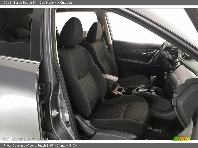 Gun Metallic / Charcoal 2018 Nissan Rogue SV