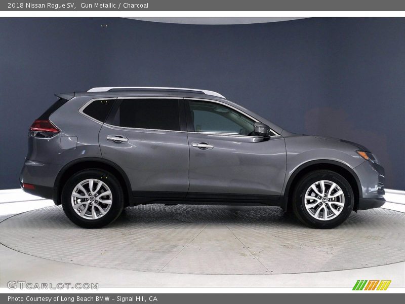 Gun Metallic / Charcoal 2018 Nissan Rogue SV