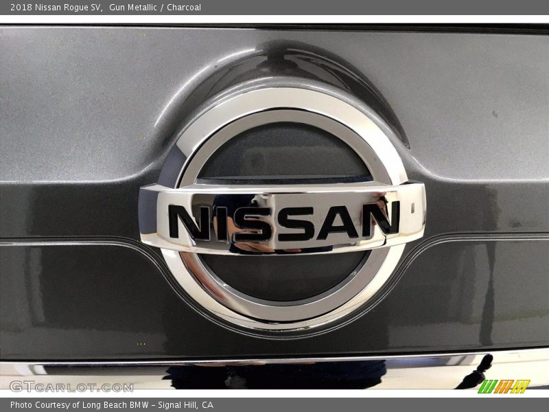Gun Metallic / Charcoal 2018 Nissan Rogue SV