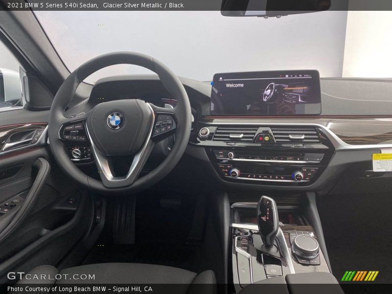 Glacier Silver Metallic / Black 2021 BMW 5 Series 540i Sedan