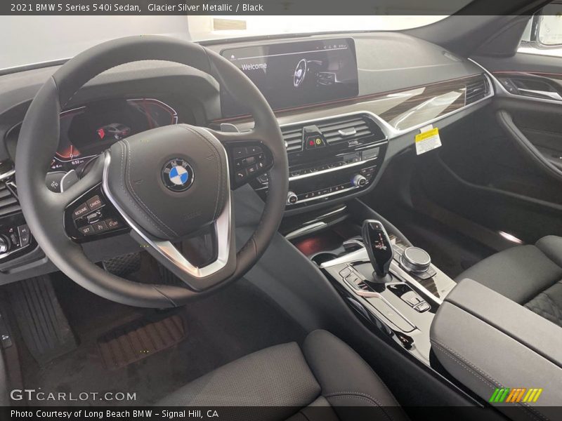 Glacier Silver Metallic / Black 2021 BMW 5 Series 540i Sedan