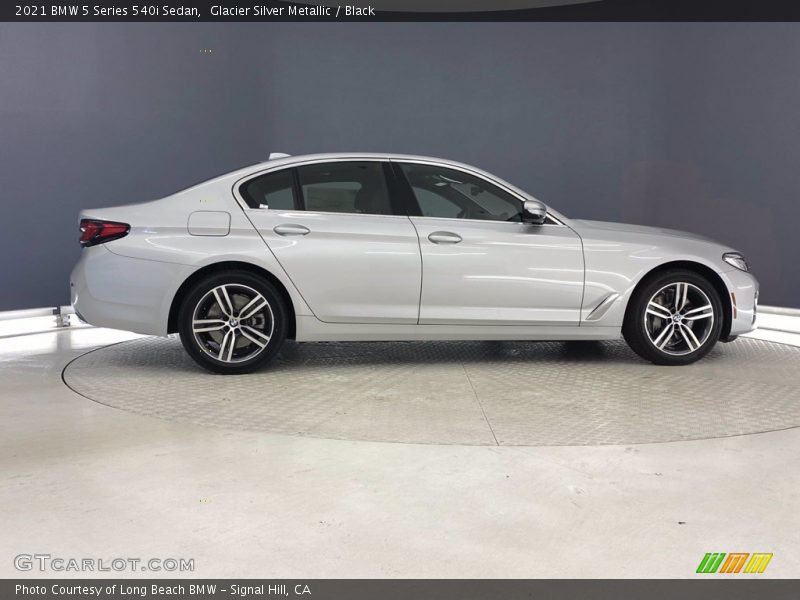 Glacier Silver Metallic / Black 2021 BMW 5 Series 540i Sedan