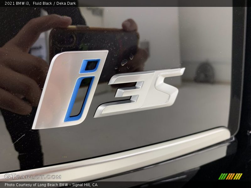 Fluid Black / Deka Dark 2021 BMW i3