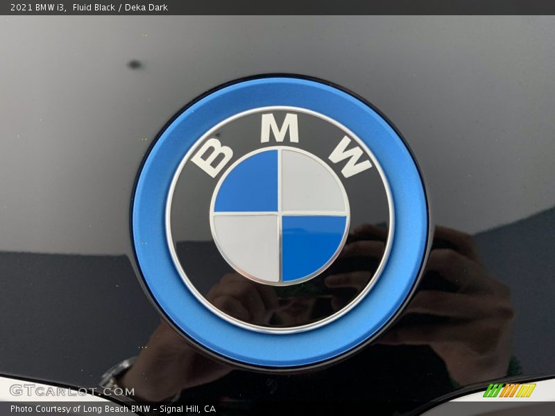 Fluid Black / Deka Dark 2021 BMW i3