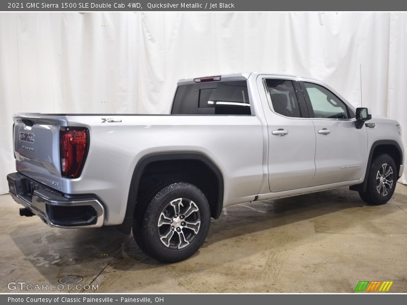 Quicksilver Metallic / Jet Black 2021 GMC Sierra 1500 SLE Double Cab 4WD