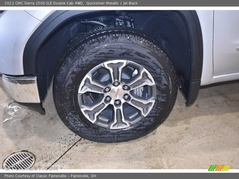 Quicksilver Metallic / Jet Black 2021 GMC Sierra 1500 SLE Double Cab 4WD