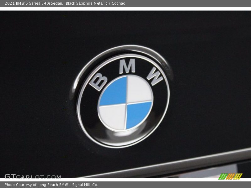 Black Sapphire Metallic / Cognac 2021 BMW 5 Series 540i Sedan