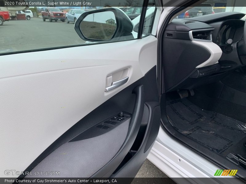 Super White / Light Gray 2020 Toyota Corolla L