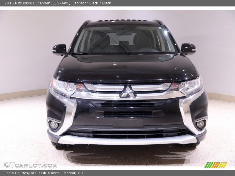 Labrador Black / Black 2016 Mitsubishi Outlander SEL S-AWC
