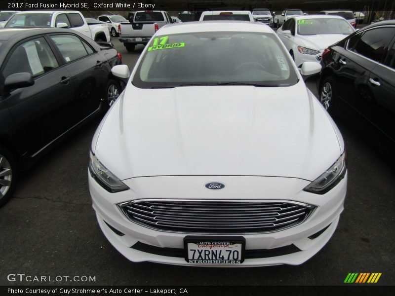 Oxford White / Ebony 2017 Ford Fusion Hybrid SE