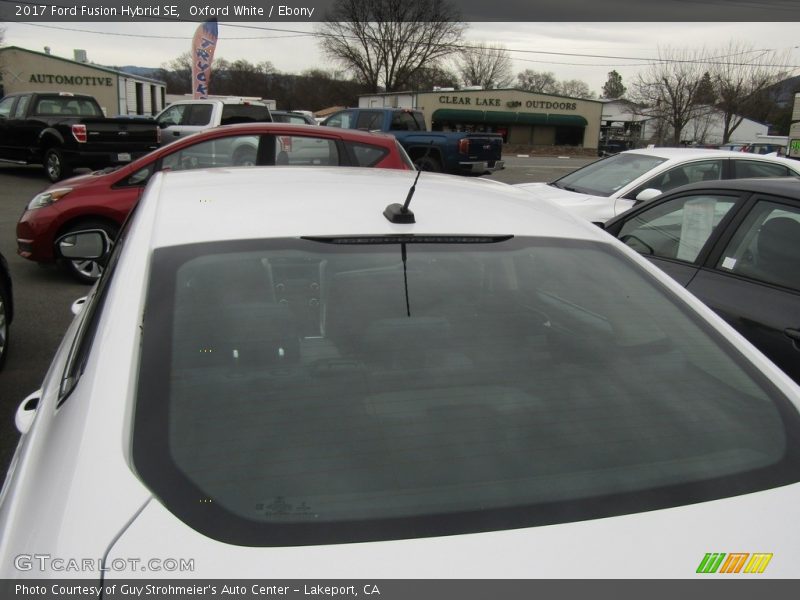 Oxford White / Ebony 2017 Ford Fusion Hybrid SE