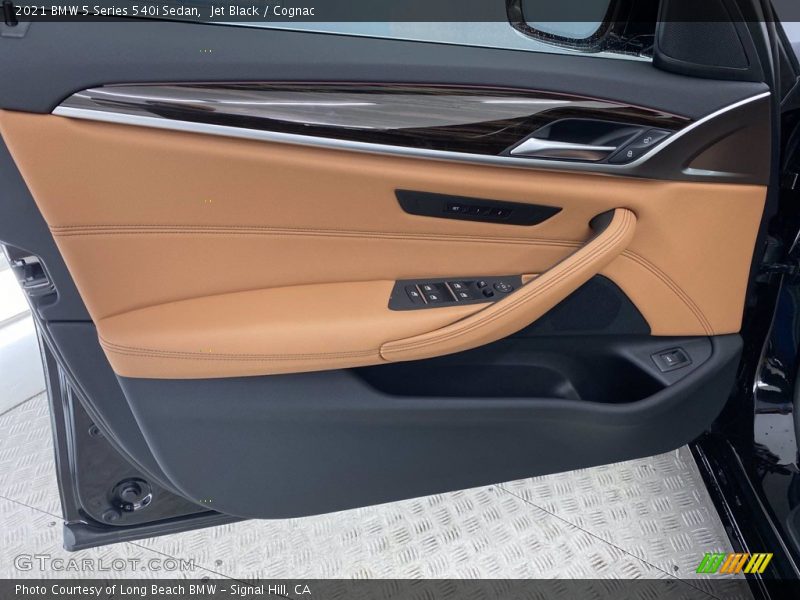 Jet Black / Cognac 2021 BMW 5 Series 540i Sedan