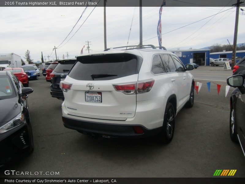 Blizzard Pearl / Black 2016 Toyota Highlander XLE