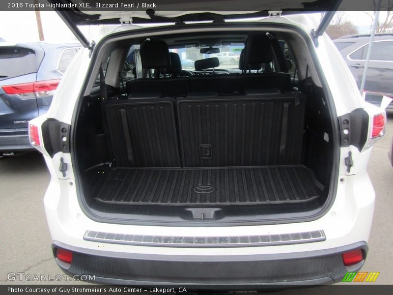 Blizzard Pearl / Black 2016 Toyota Highlander XLE