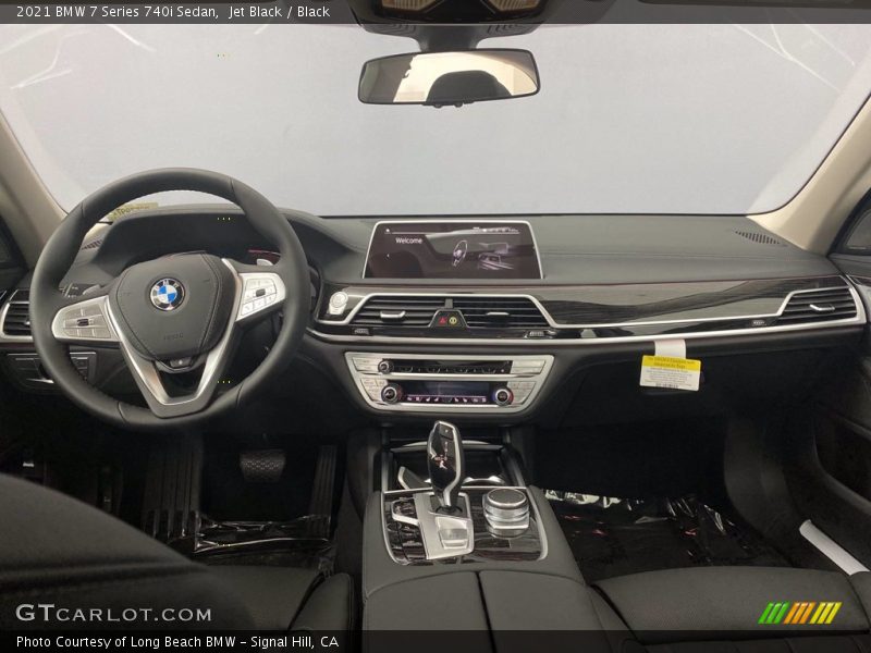 Jet Black / Black 2021 BMW 7 Series 740i Sedan