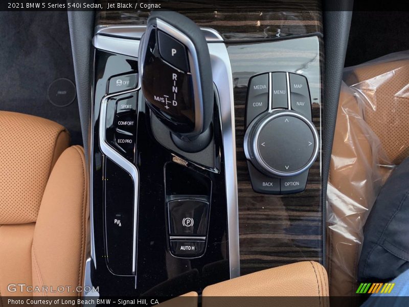 Jet Black / Cognac 2021 BMW 5 Series 540i Sedan