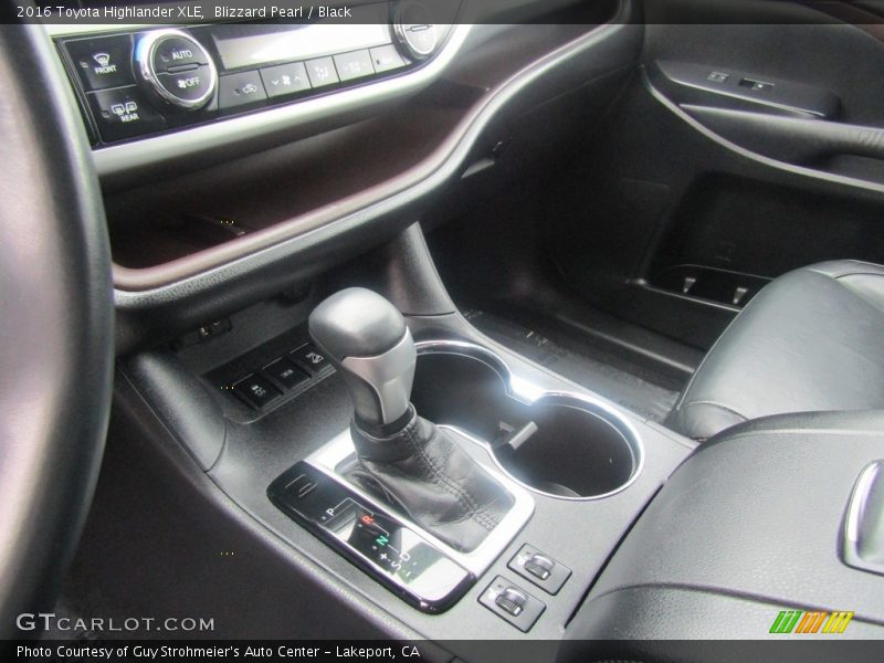 Blizzard Pearl / Black 2016 Toyota Highlander XLE
