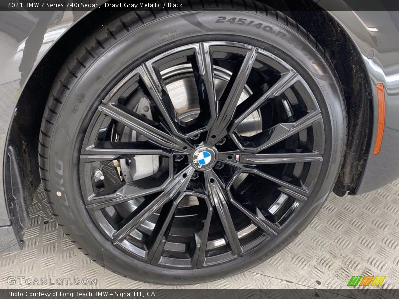 Dravit Gray Metallic / Black 2021 BMW 7 Series 740i Sedan