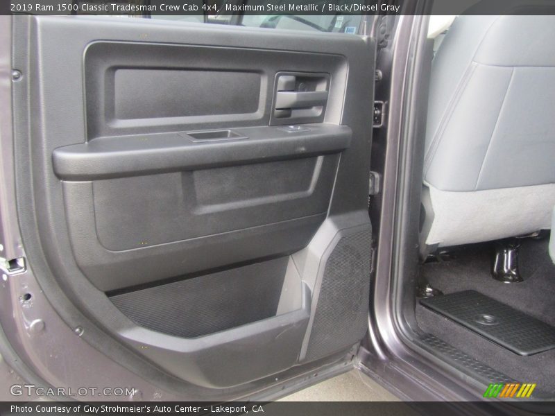 Maximum Steel Metallic / Black/Diesel Gray 2019 Ram 1500 Classic Tradesman Crew Cab 4x4