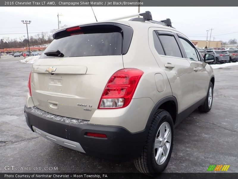 Champagne Silver Metallic / Jet Black/Brownstone 2016 Chevrolet Trax LT AWD