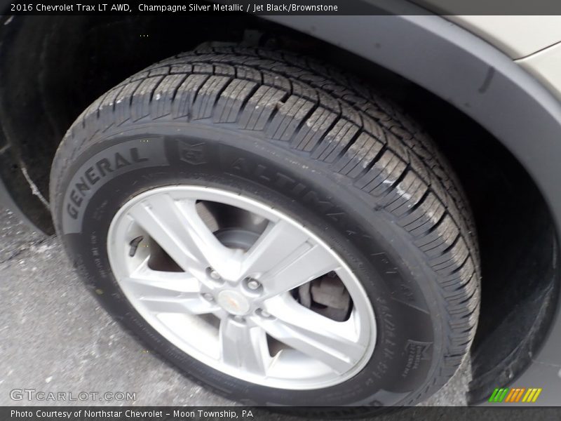 Champagne Silver Metallic / Jet Black/Brownstone 2016 Chevrolet Trax LT AWD