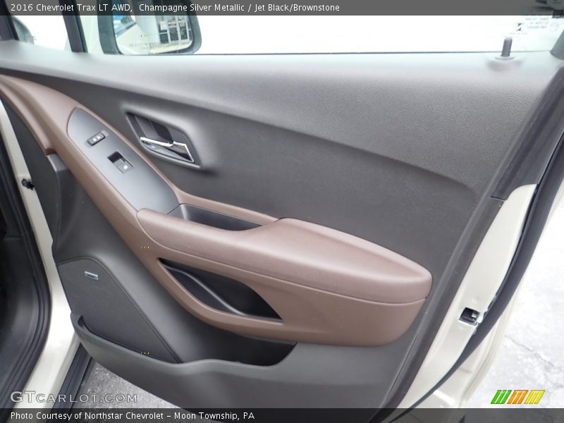 Champagne Silver Metallic / Jet Black/Brownstone 2016 Chevrolet Trax LT AWD