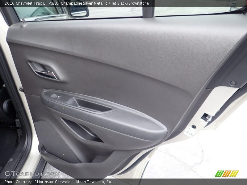 Champagne Silver Metallic / Jet Black/Brownstone 2016 Chevrolet Trax LT AWD