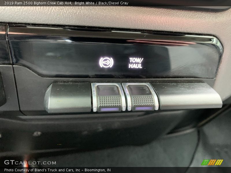 Bright White / Black/Diesel Gray 2019 Ram 2500 Bighorn Crew Cab 4x4