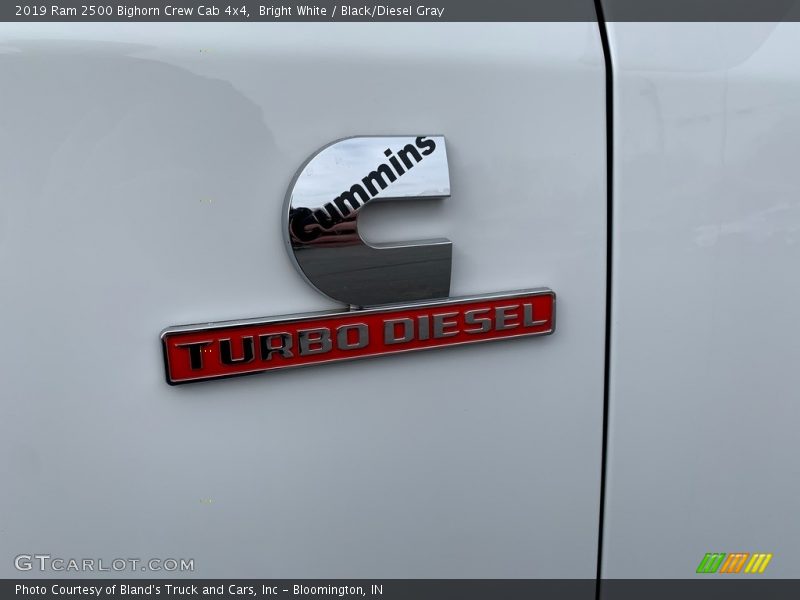 Bright White / Black/Diesel Gray 2019 Ram 2500 Bighorn Crew Cab 4x4